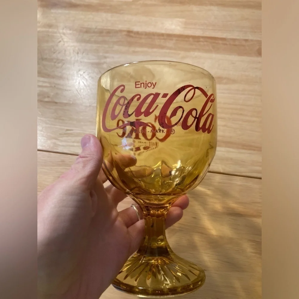 Vintage coke drinking glass in good condition.See pictures for measurements